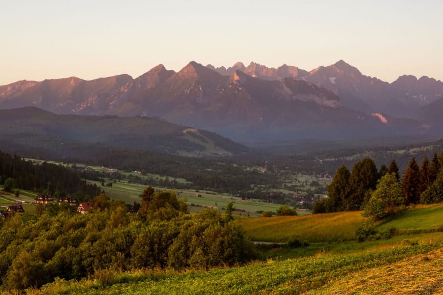 Slow travel w Polsce – jak podróżować wolniej i bardziej świadomie?